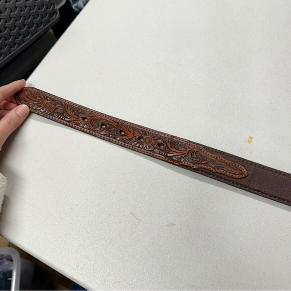 Nocona Tooled Brown Leather Belt Western Unisex 22 Floral Boho Silver Hardwear - Picture 3 of 10